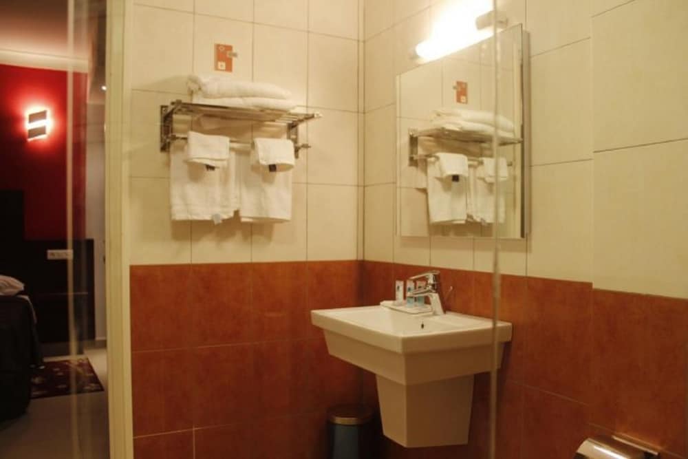 غرفة كلاسيكية ثلاثية بثلاثة أسرّة، Du Nord Hotel 3/4