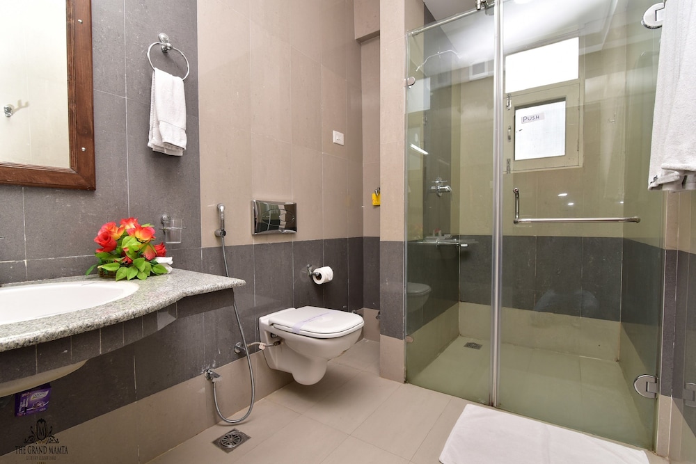 HOTEL THE GRAND MAMTA 23/23