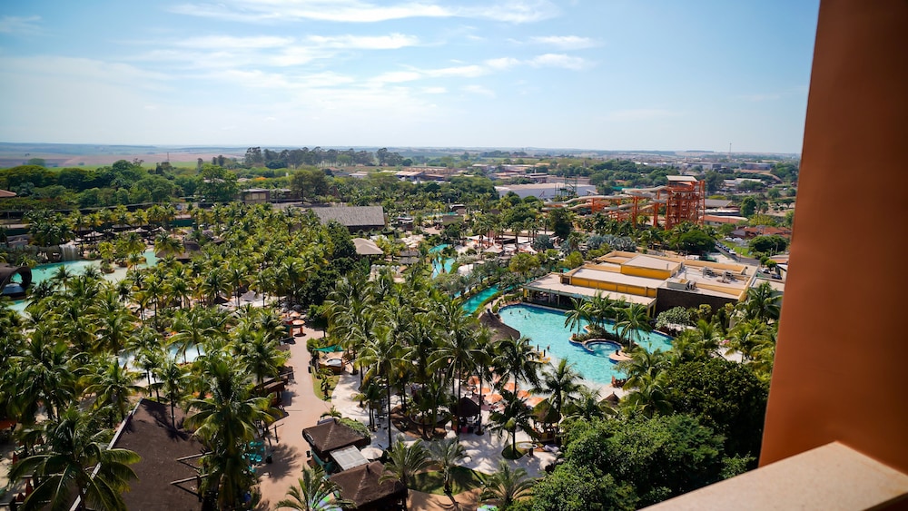 Hot Beach Resort 42/71