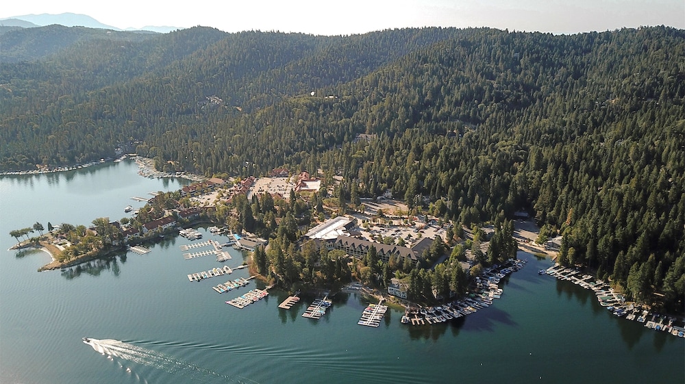 Lake Arrowhead Resort And Spa 46/49