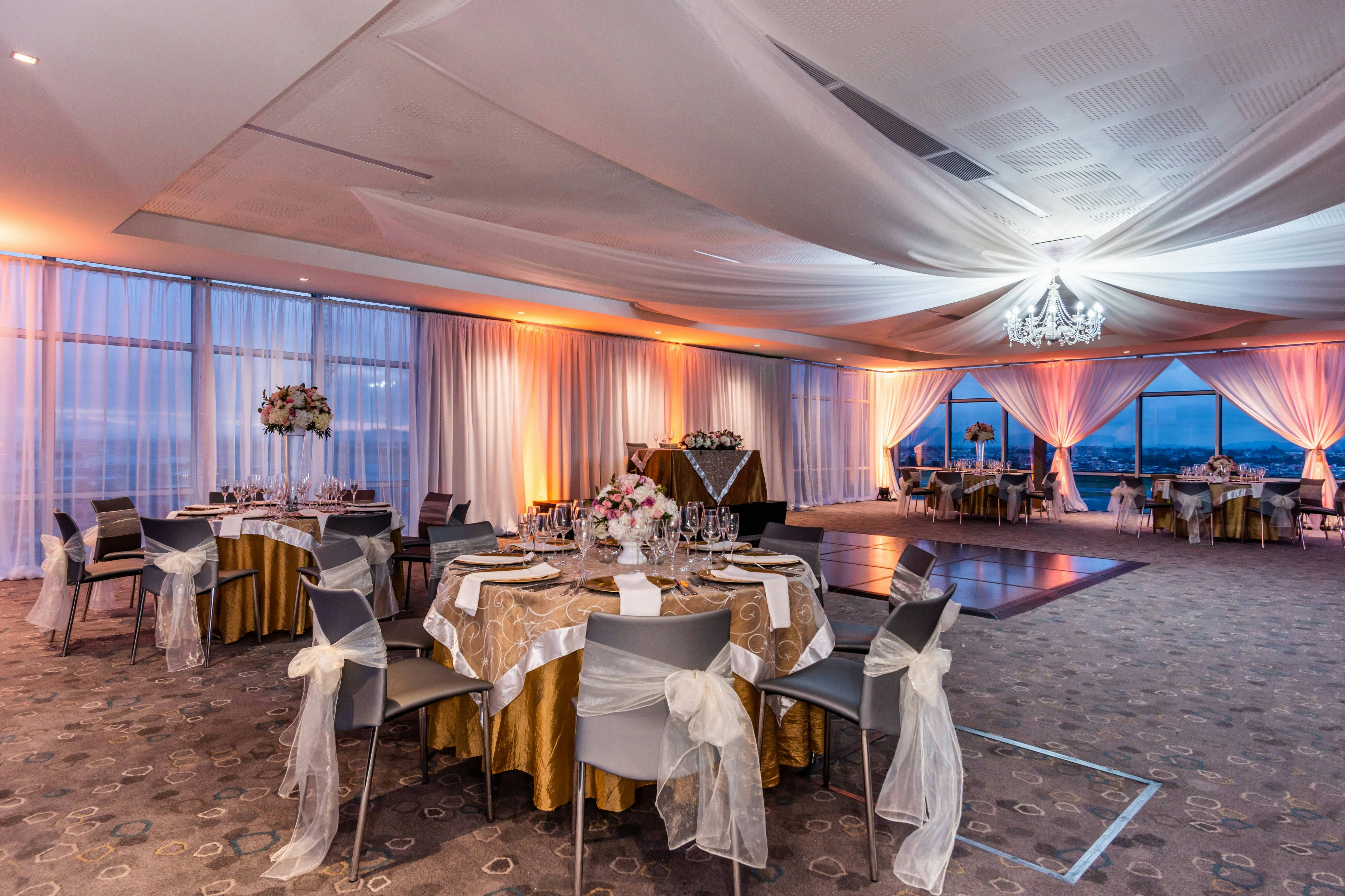 Courtyard By Marriott Bogota Airport 38/65