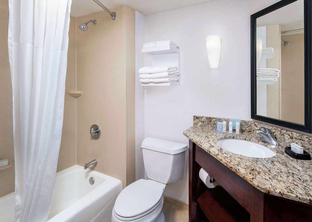 Hampton Inn Austin North At I - 35 & Hwy 183 15/42