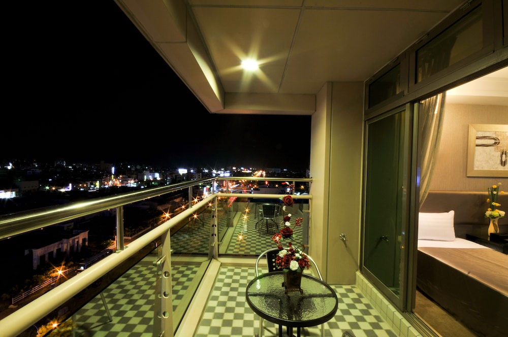 Shianghu Boutique Hotel 36/50
