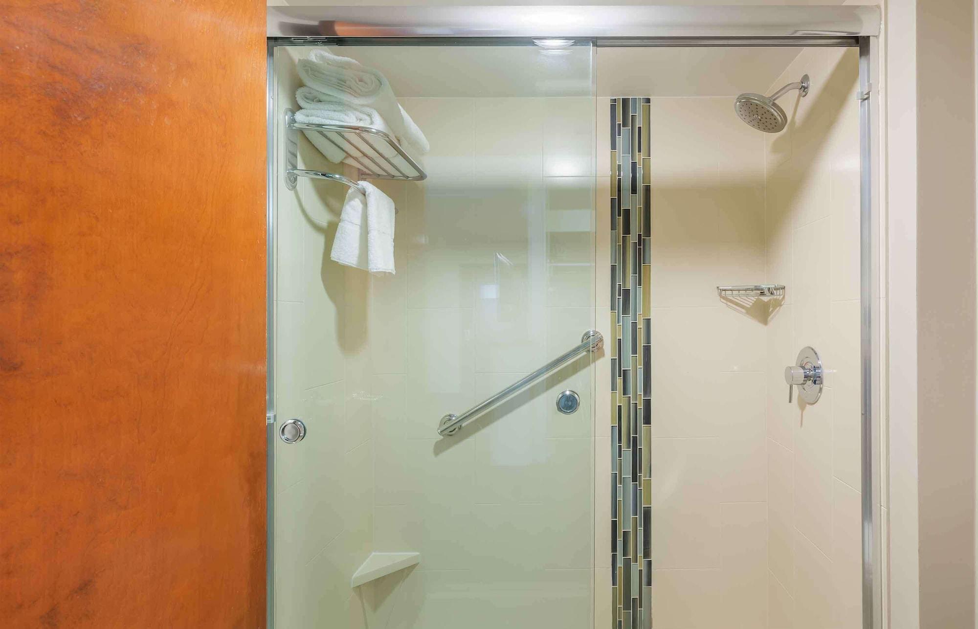 Deluxe, Studio, Multiple Beds, Kitchenette، Extended Stay America Premier Suites - Cleveland - Independence 2/2