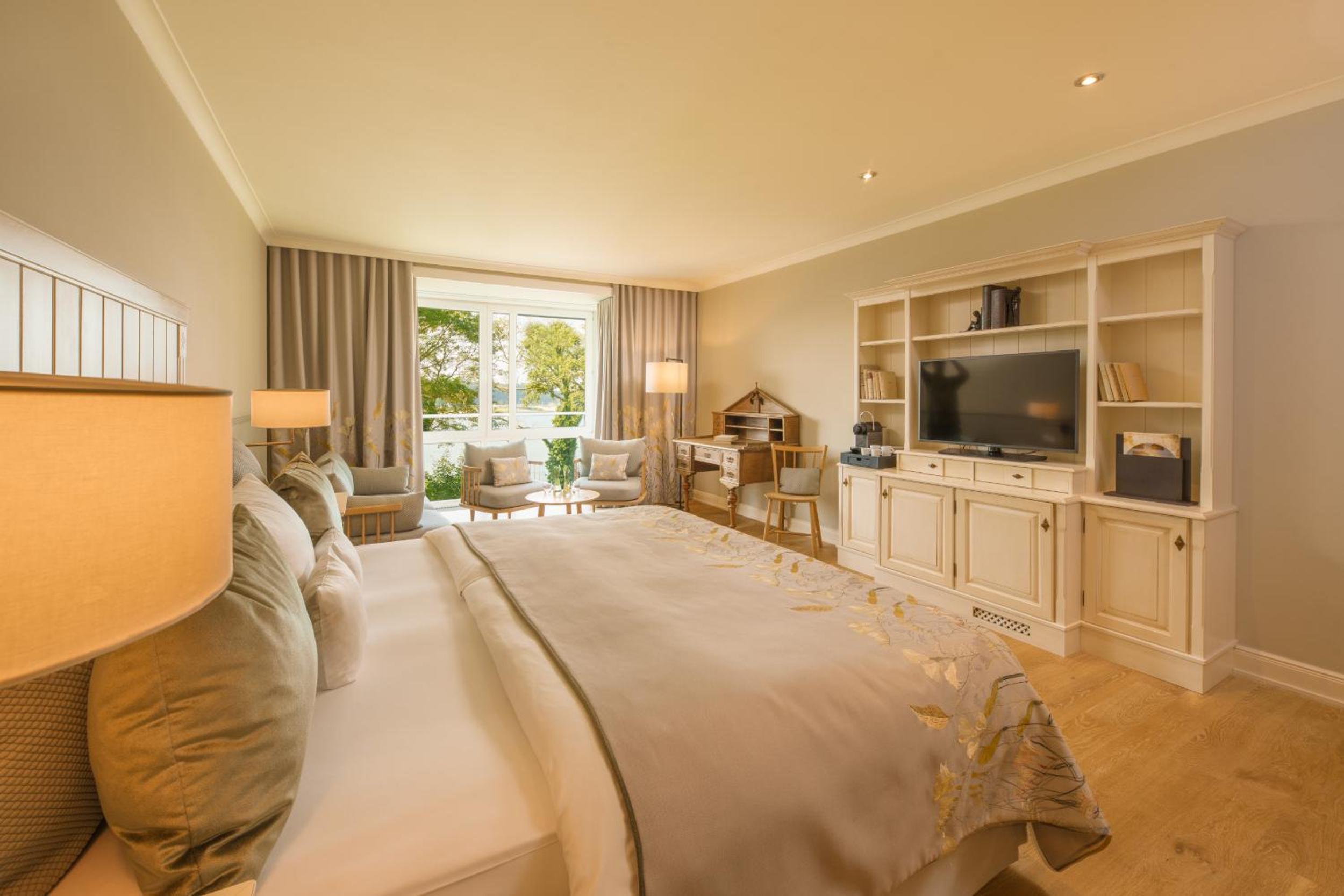 Deluxe, Double Bed, Fjord View