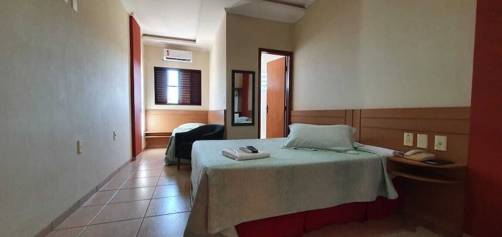 Colorado Plaza Hotel 28/45