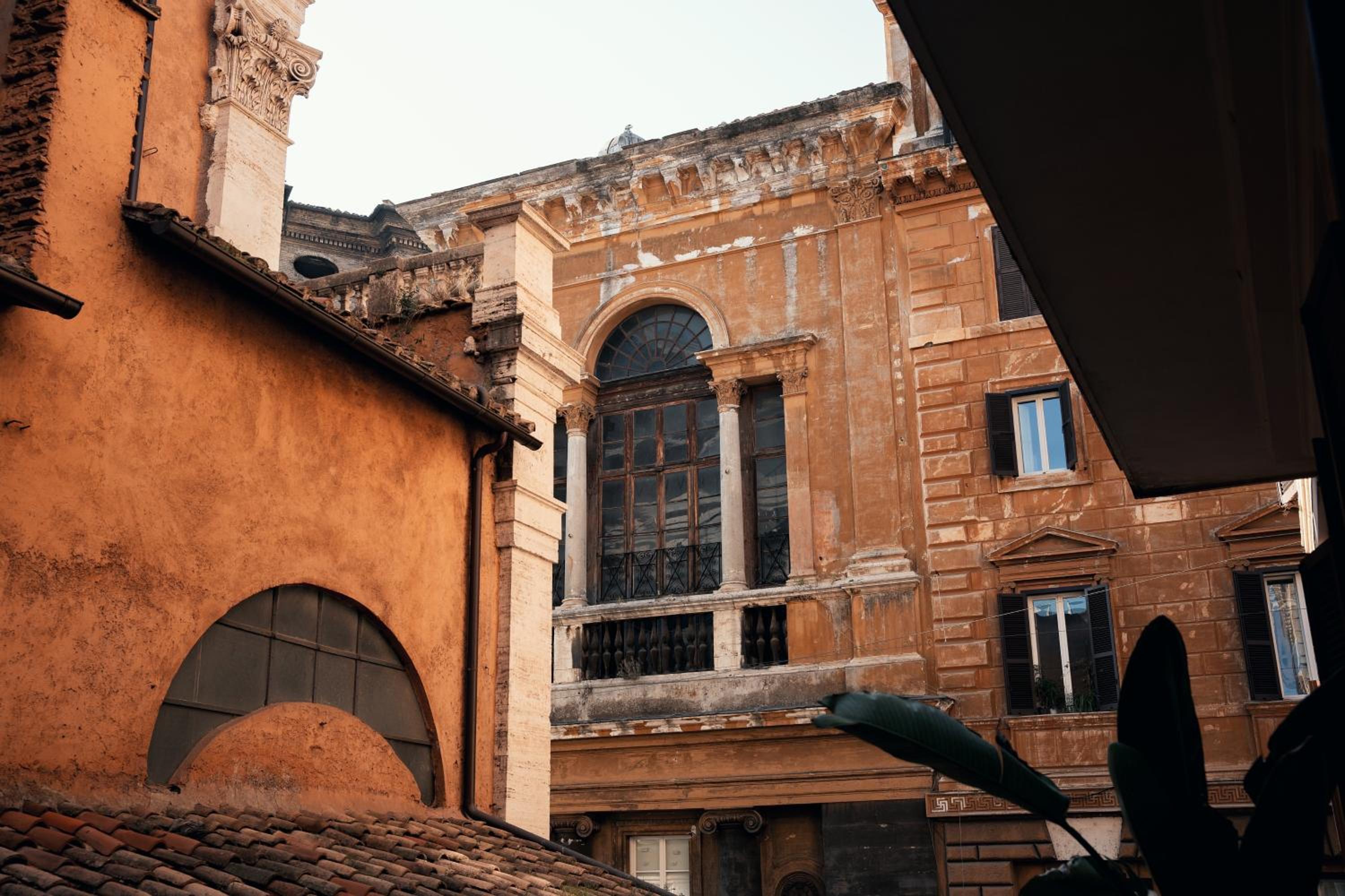 The Flow - Via Del Corso 1/22