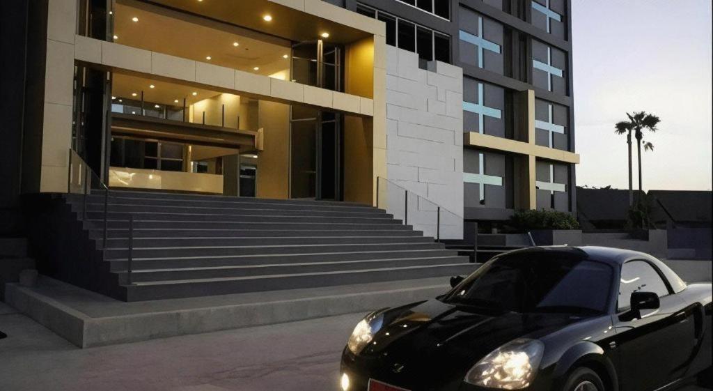 A Hotel 56/58