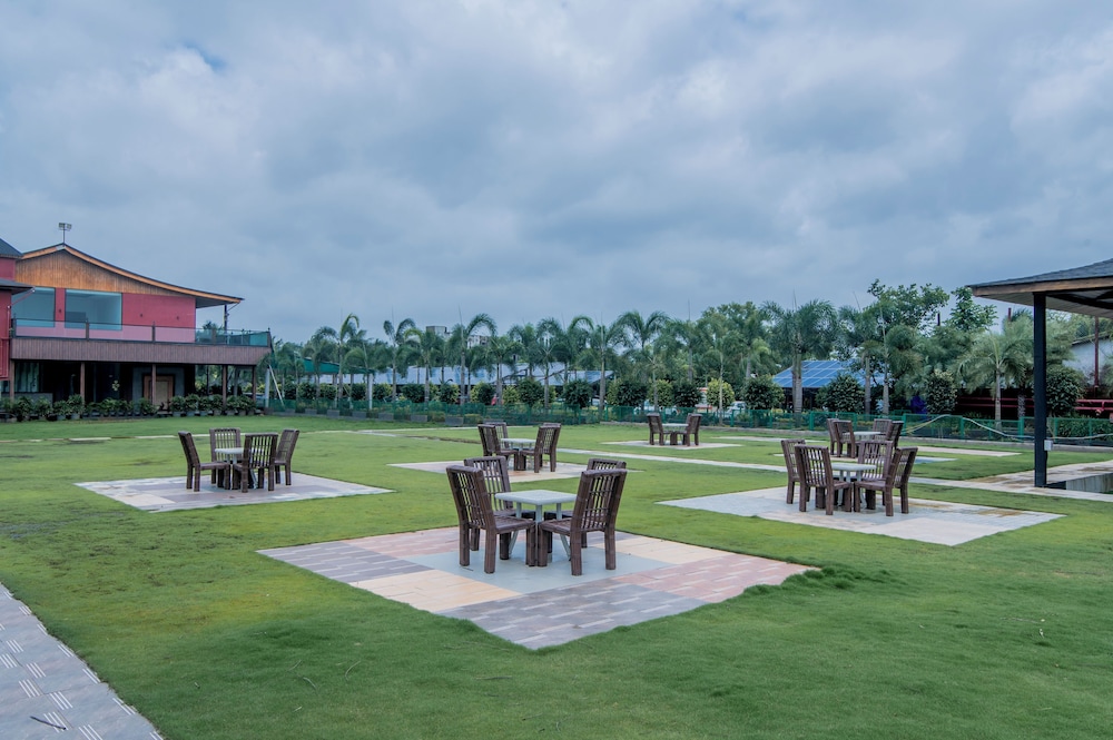 Saya Grand Resort By Treat Thane 46/50