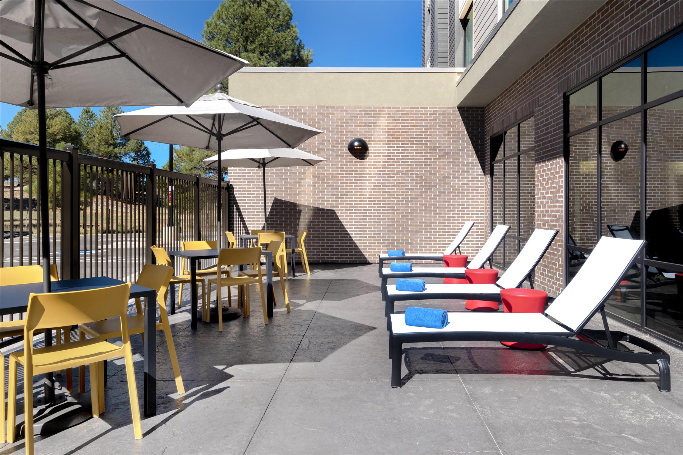 Tru by Hilton Flagstaff 45/47