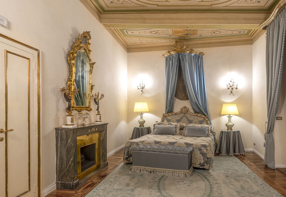 RESIDENZA RUSPOLI BONAPARTE 5/50