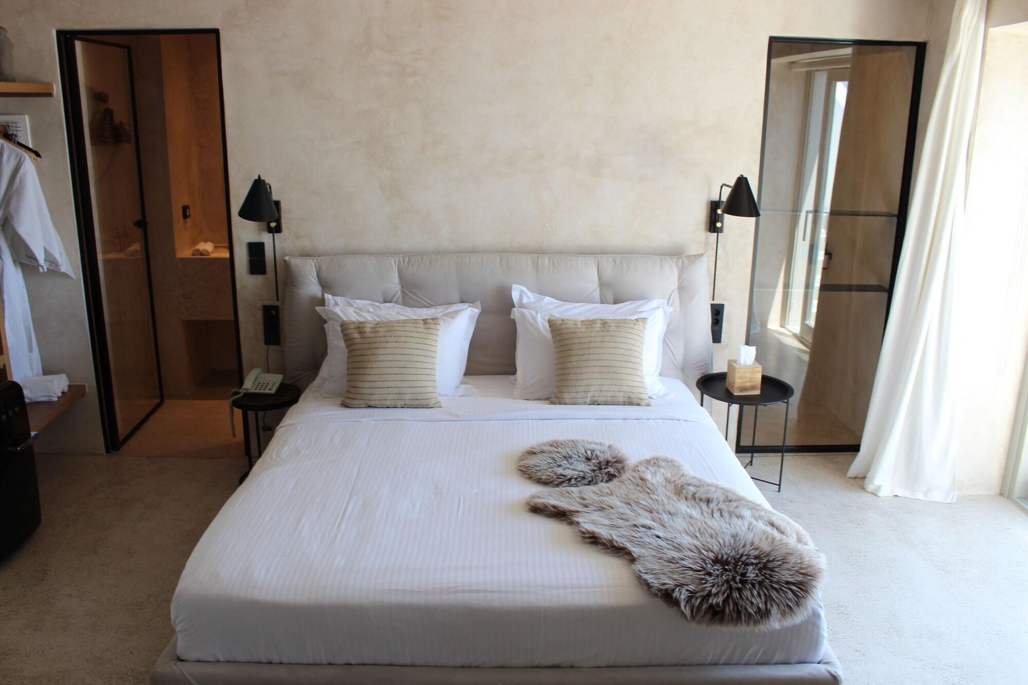 Infinity, Suite, Sea View, Jetted Tub
