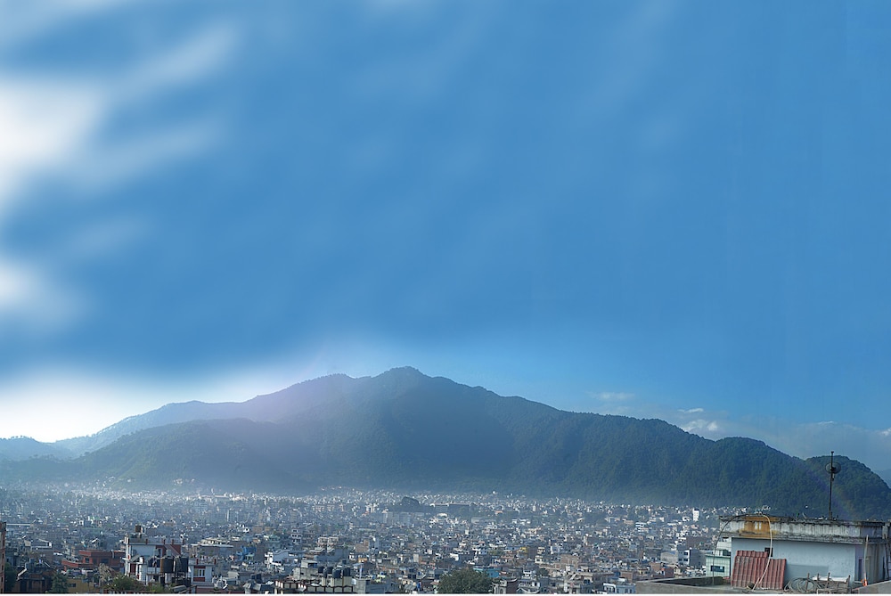 Kathmandu Grand Hotel 42/48
