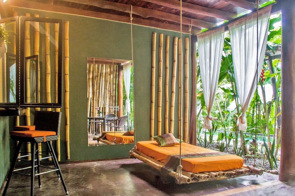Canaima Chill House 26/50