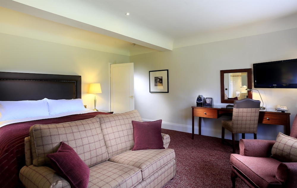 Macdonald Craxton Wood Hotel 35/60