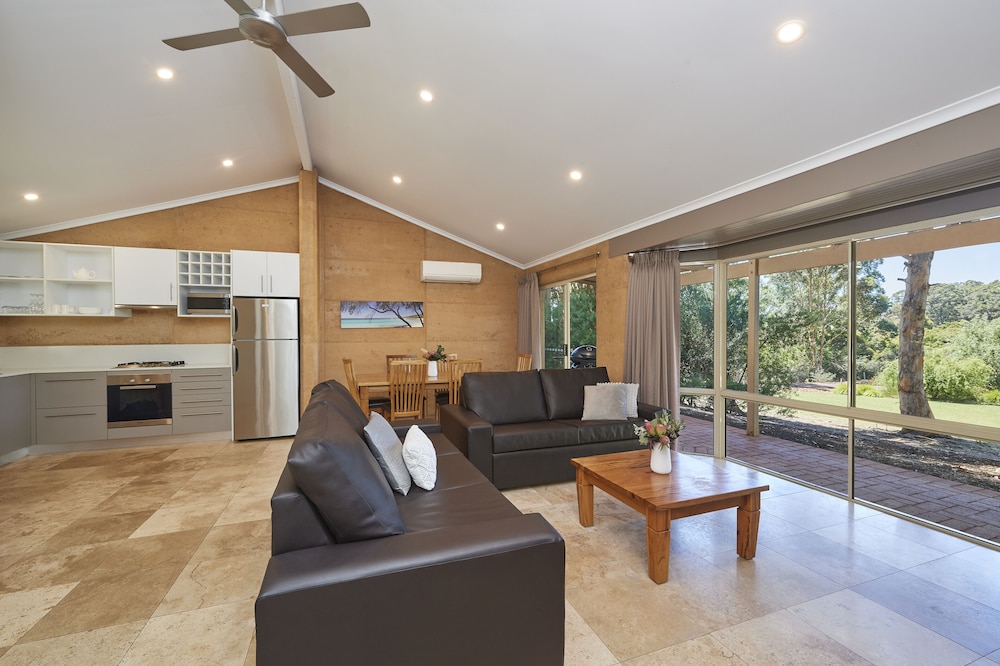 Eight Willows Retreat 37/62