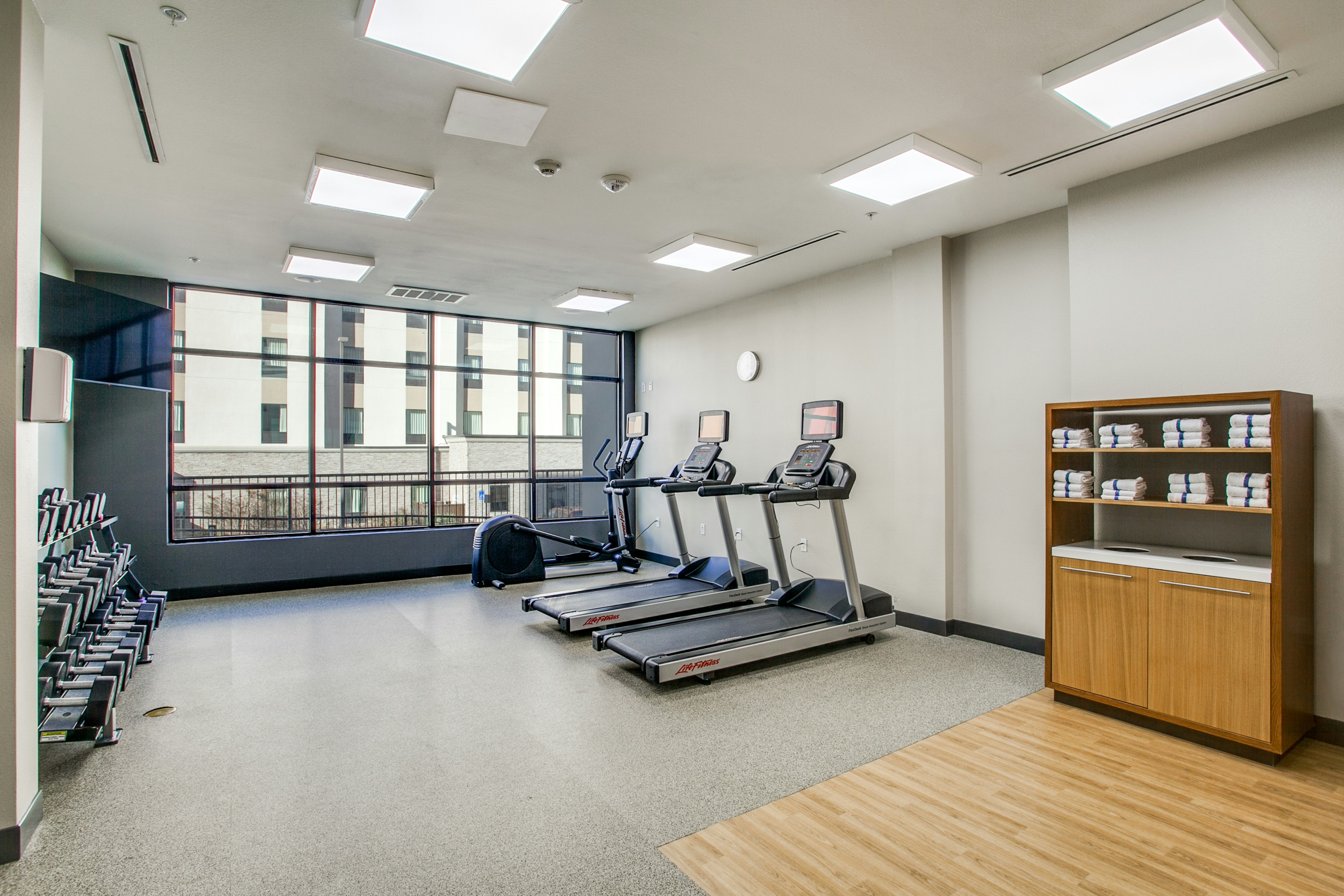 Hilton Garden Inn North Dallas Central Expy 24/50