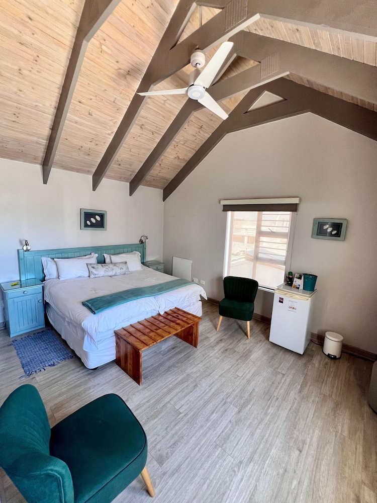 Baywatch Villa Guest House And Self Catering Accommodation 10/50