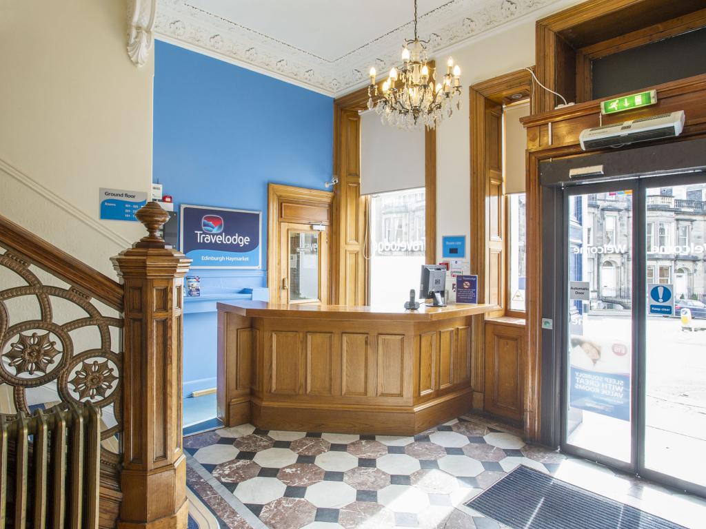 Travelodge Edinburgh Haymarket 4/37
