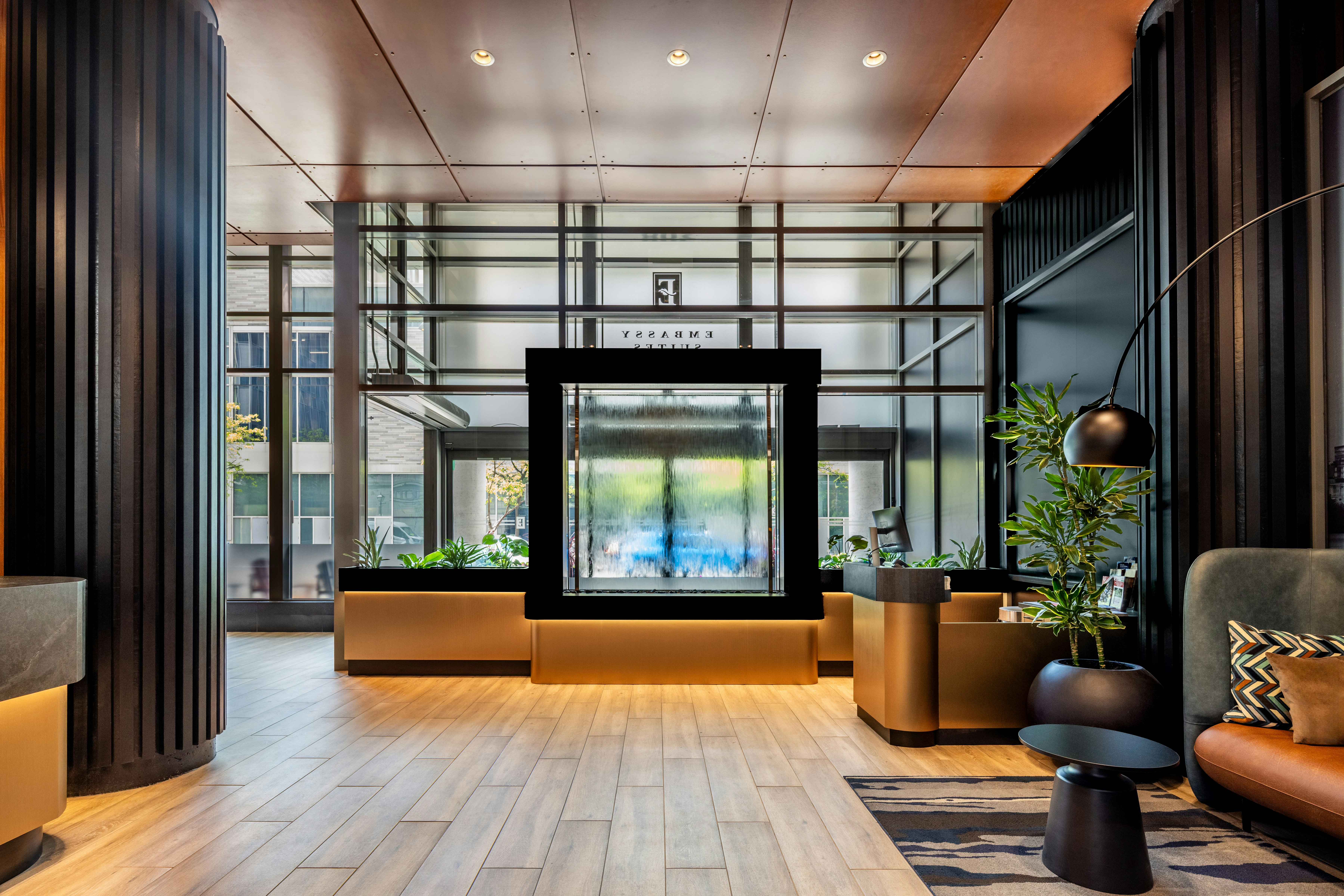 Embassy Suites By Hilton Montreal 54/81