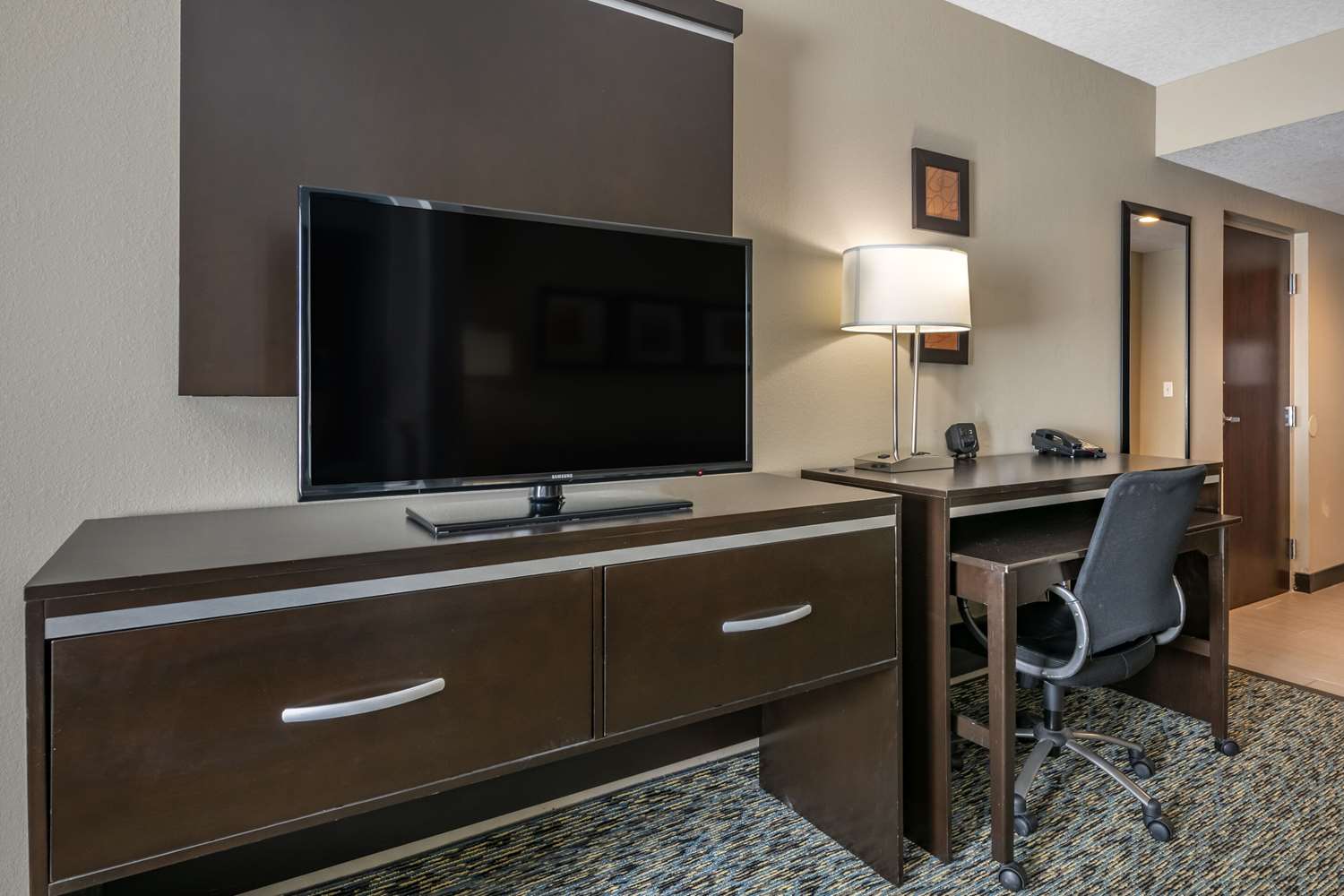 Comfort Suites Fort Lauderdale Airport South & Cruise Port 10/13