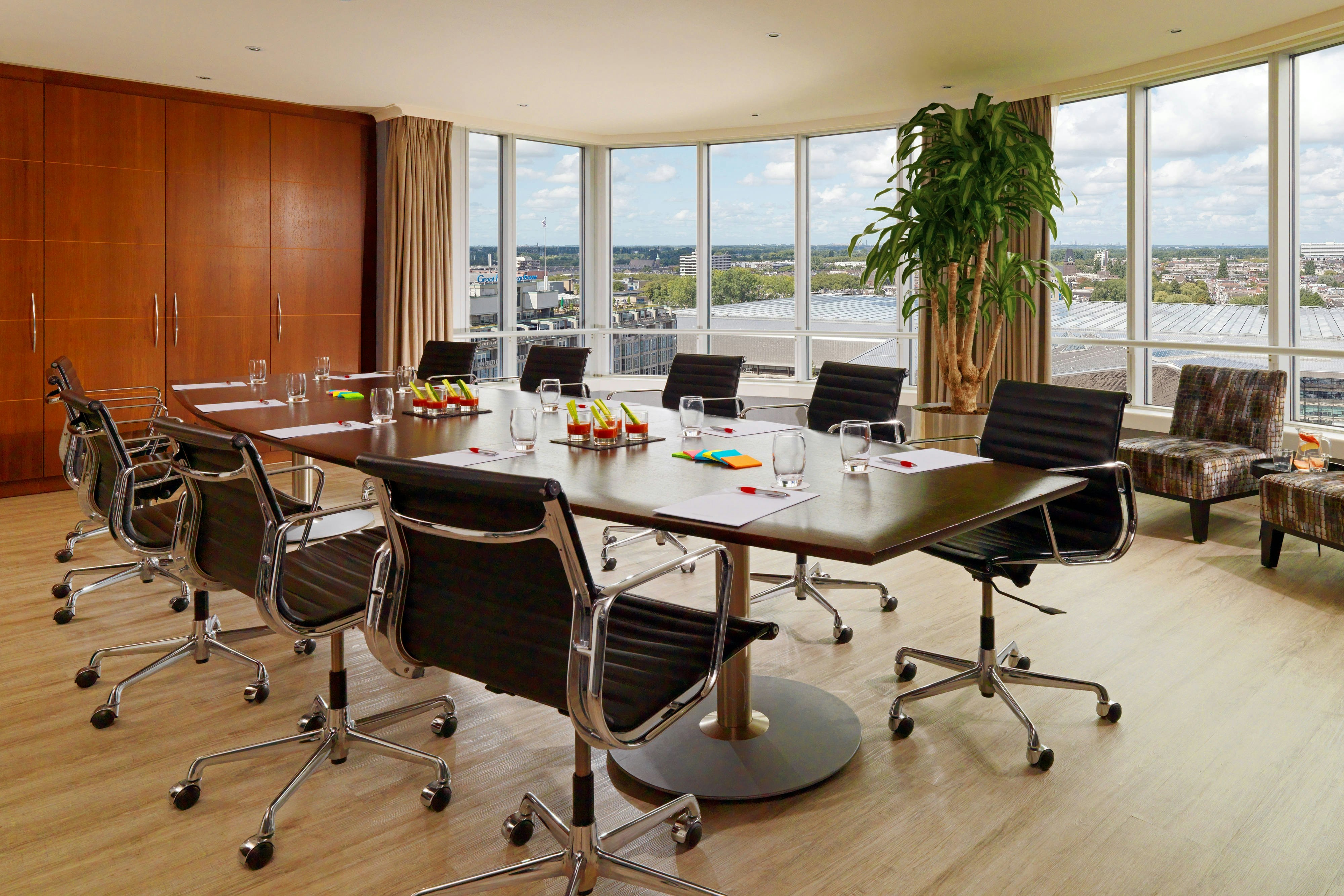 Rotterdam Marriott Hotel 50/56
