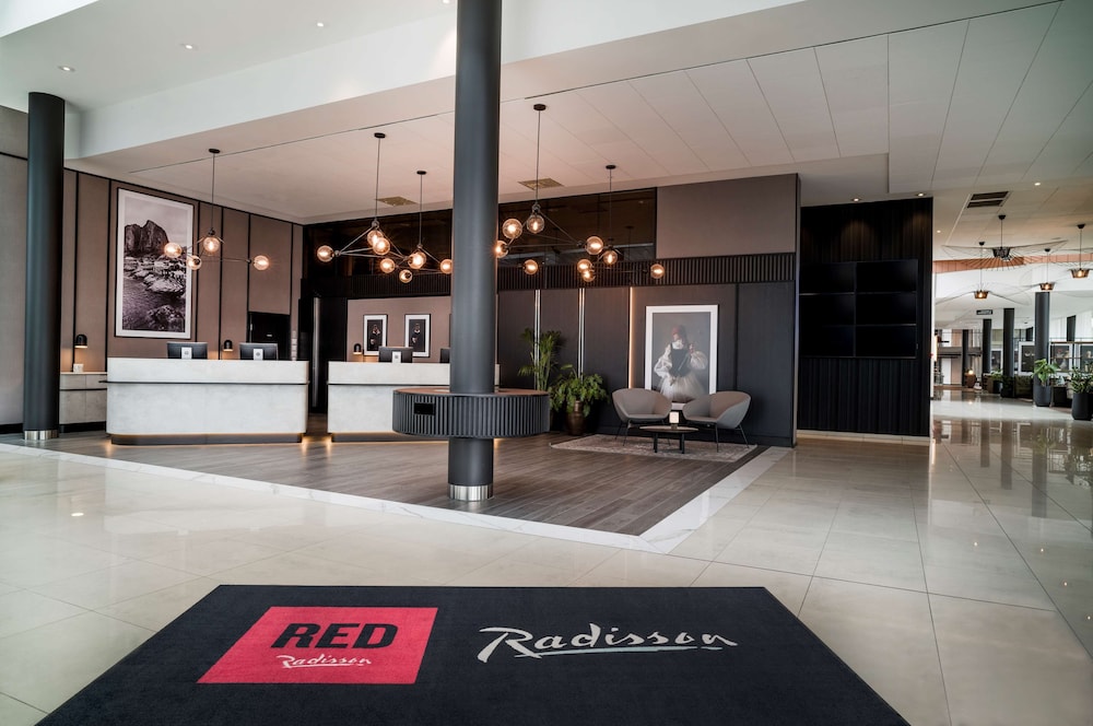 Radisson RED Oslo Airport 6/60
