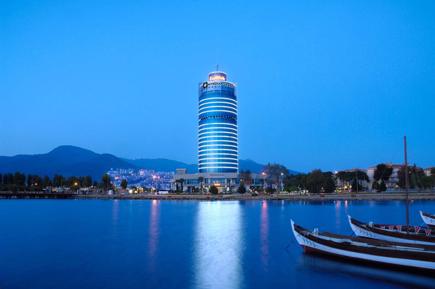Wyndham Grand Izmir Ozdilek Thermal & Spa 33/41