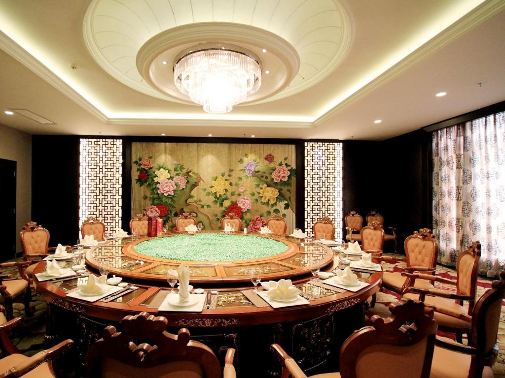 Chateau Star Sea Hotel 25/44