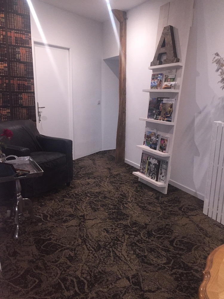 Boutique Hotel B&B Fleurie، بورجيز 29/50