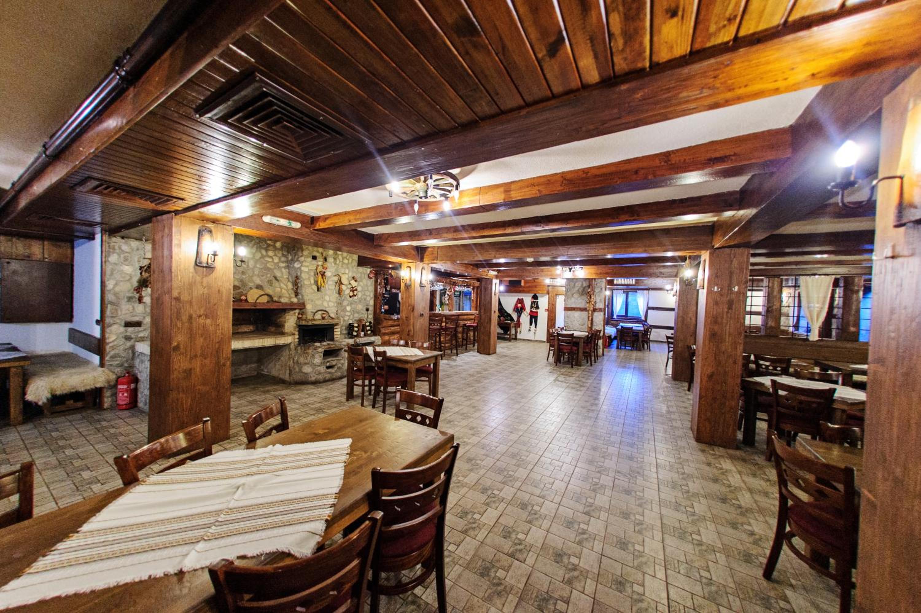 Dumanov Hotel 53/67