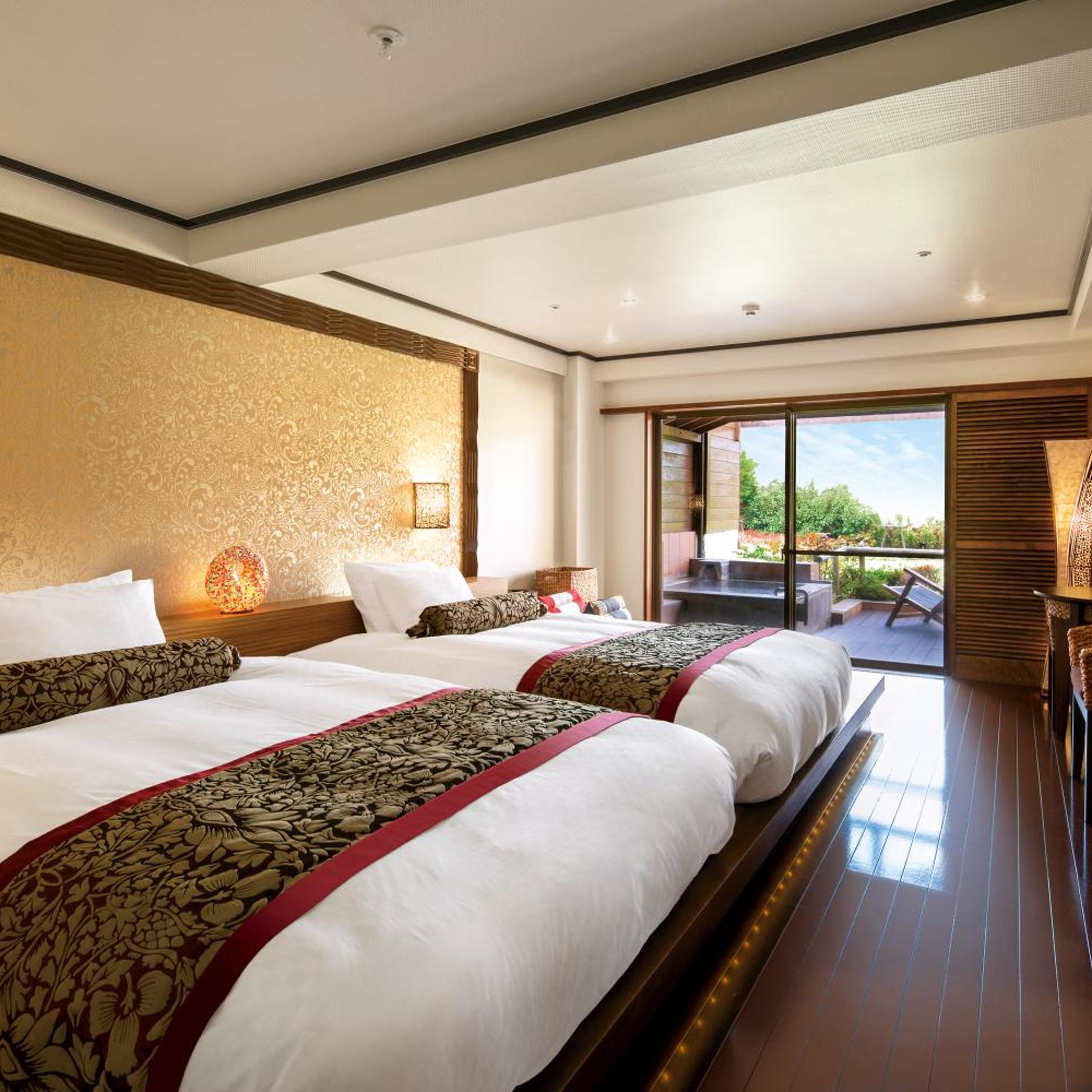 Room, Twin Beds, Outdoor Bath