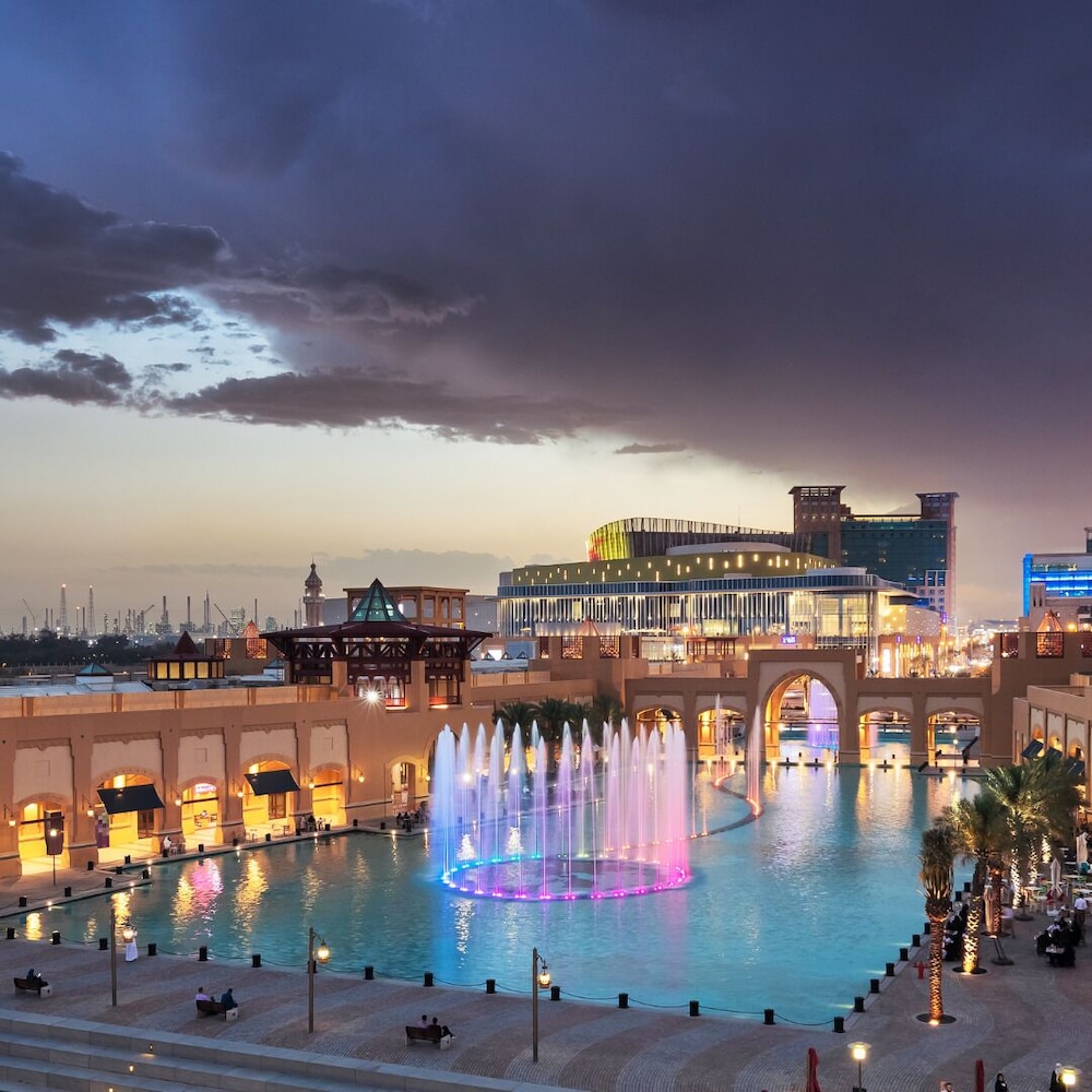 Hyatt Regency Al Kout Mall 68/70