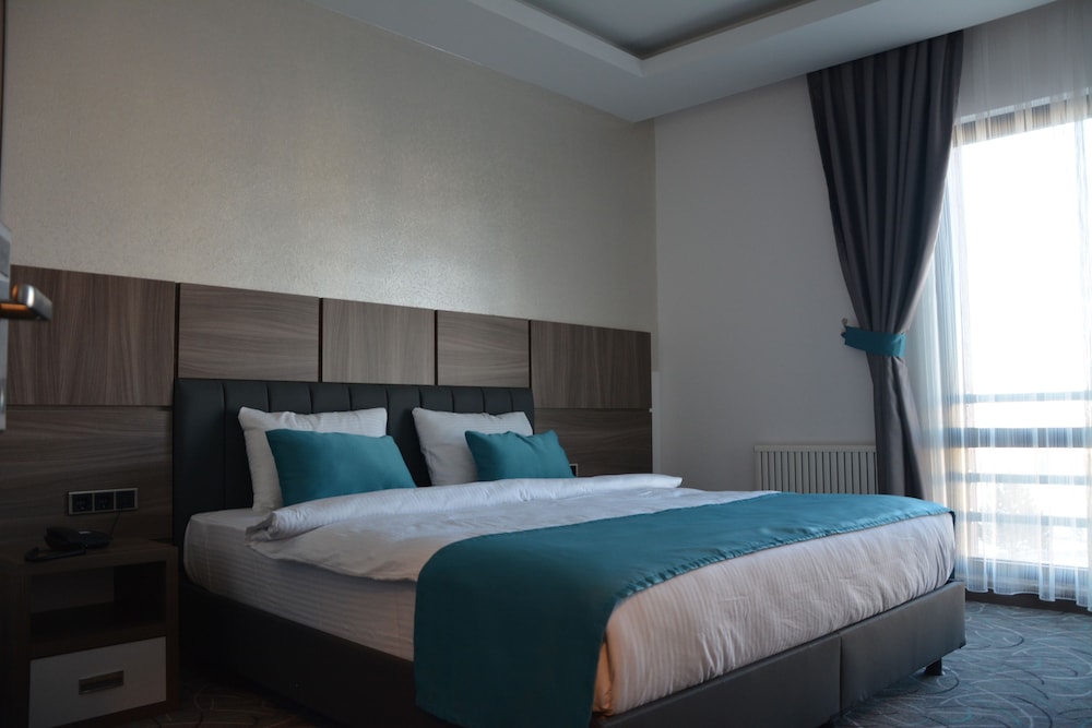 Winter City Hotel 13/35