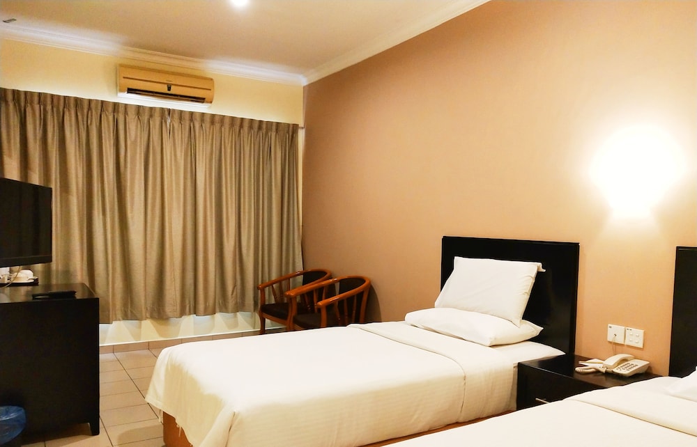 Megah D Aru Hotel Tanjung Aru Kota Kinabalu 26/50