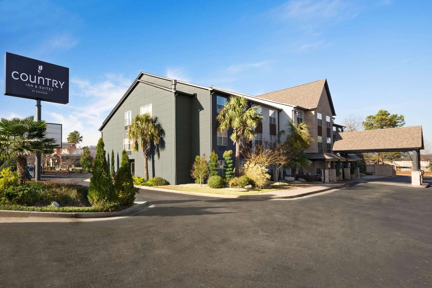 Baymont Inn & Suites by Wyndham Morrow/Atlanta I-75 South 4/6
