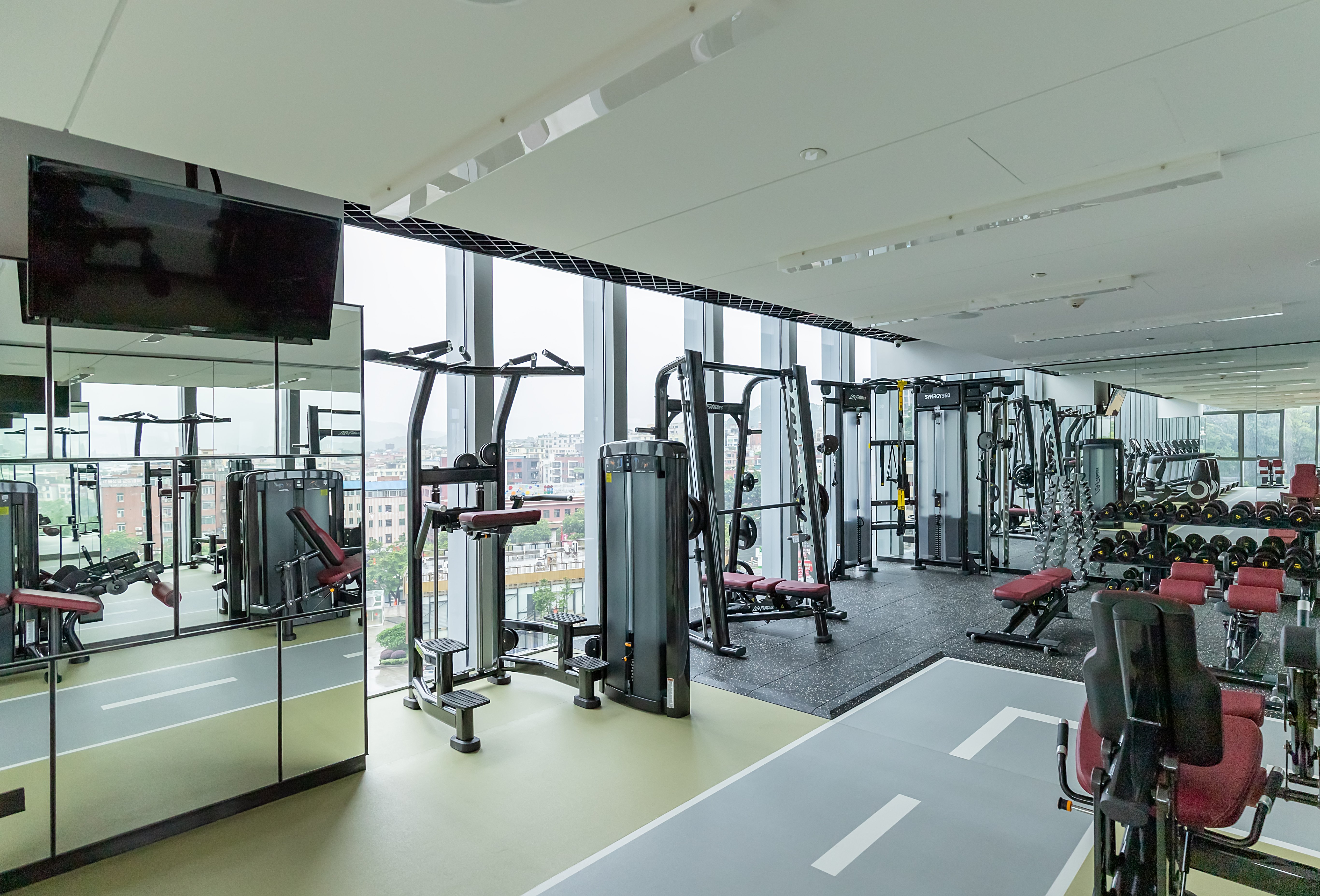 Holiday Inn Guangzhou South Lake 24/50