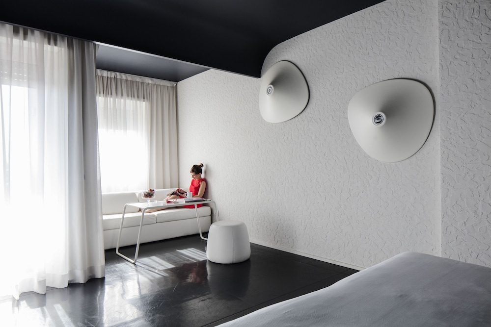Hotel Ripa Roma 15/50