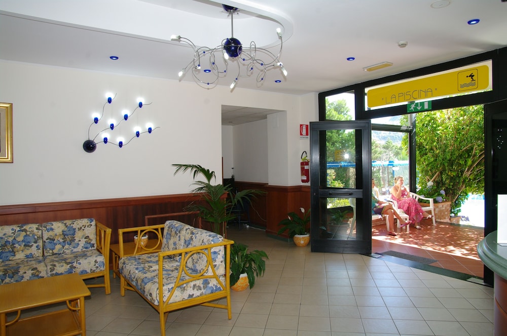 Villa Belvedere 8/30