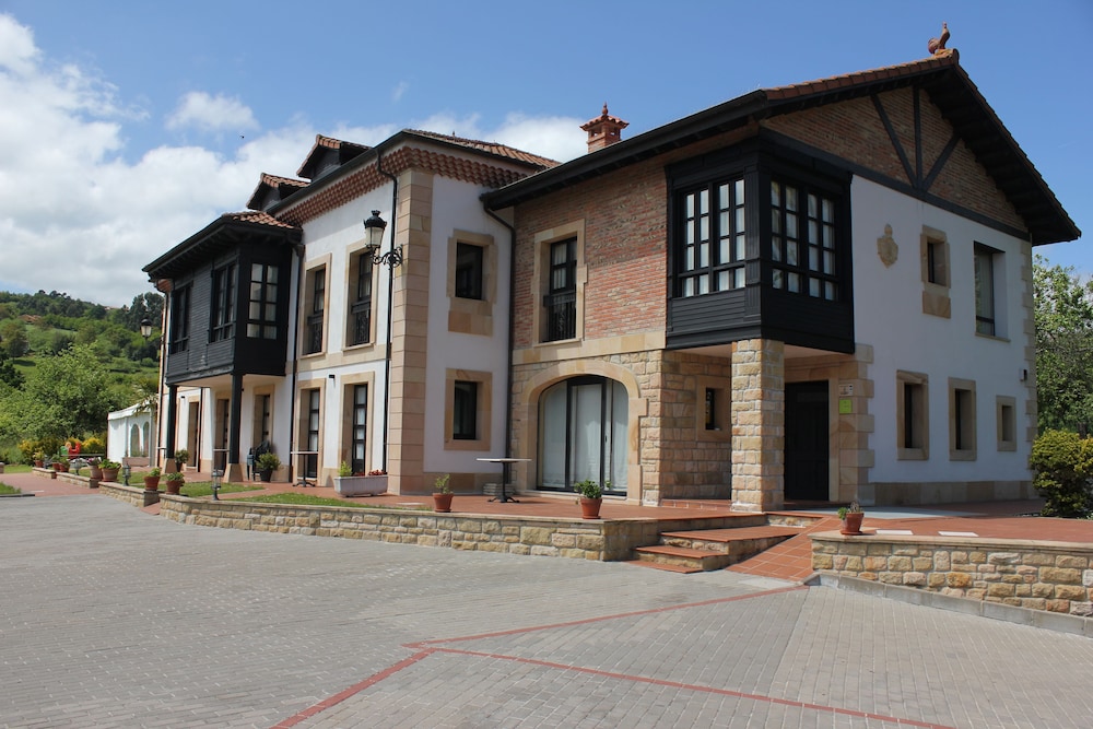 LA CASONA DE LA ROZA 36/48