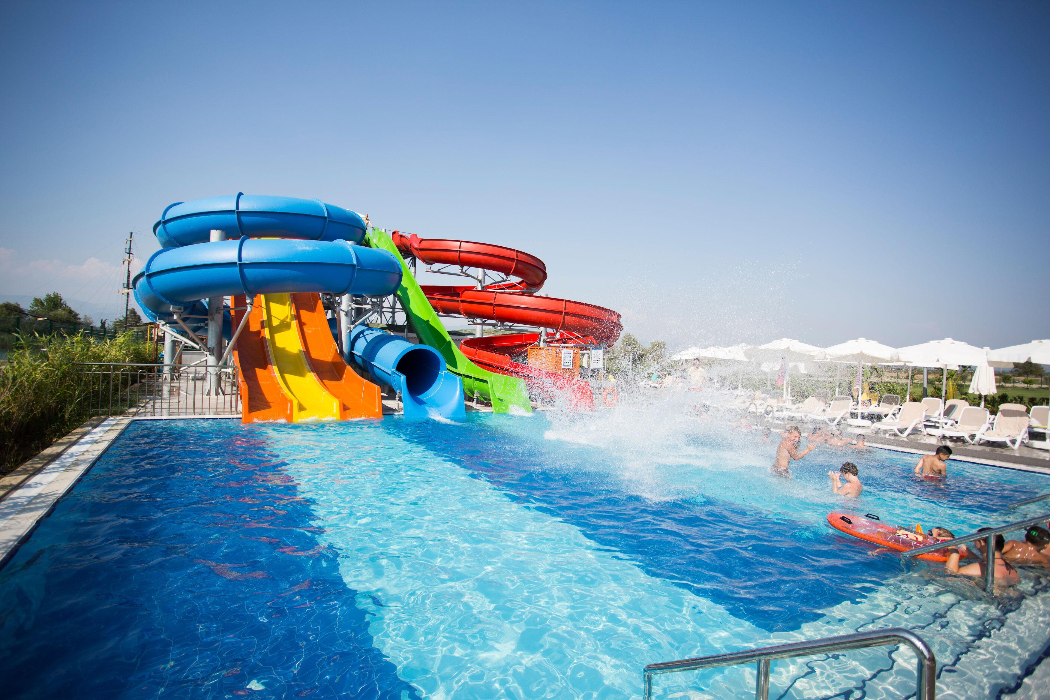 Water Side Resort And Spa 43/50
