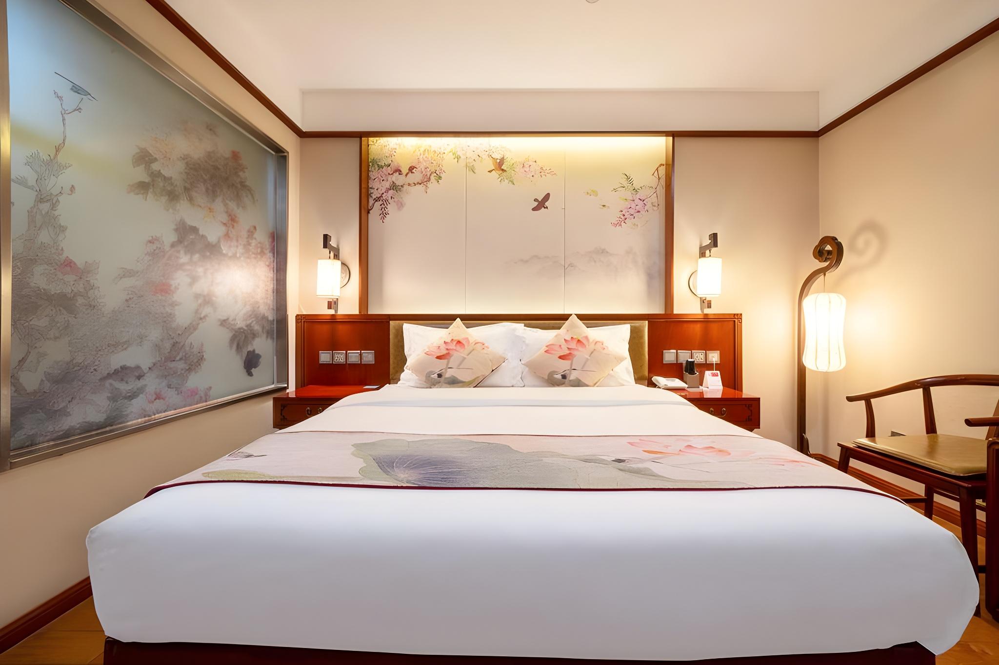 Vintage, Double Bed, No Window