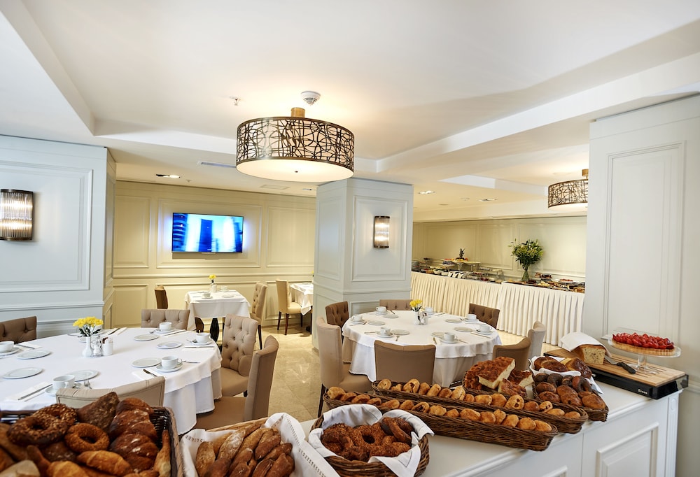 Renata Boutique Hotel 31/41