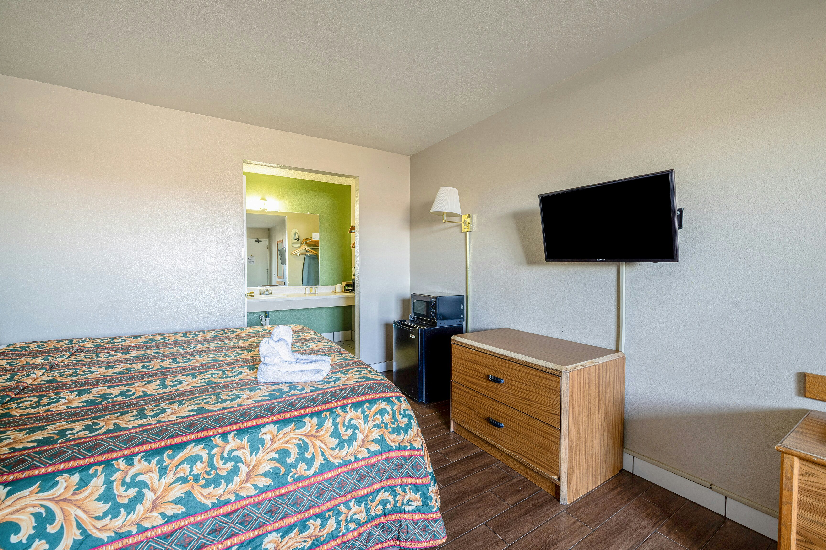 Townhouse Barstow On Historic Route 66 CA I 15 21/46
