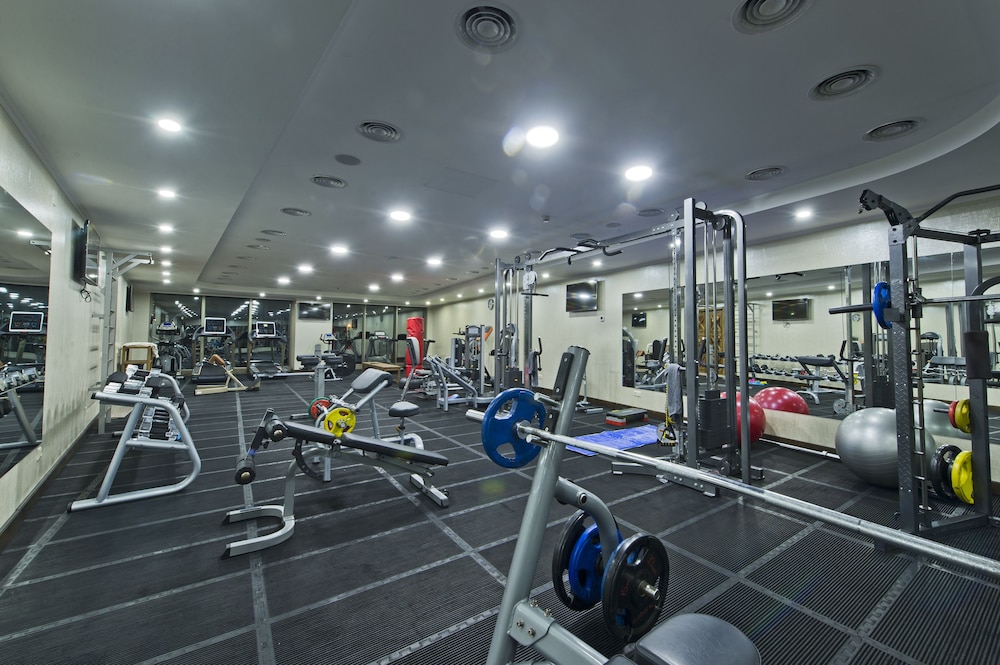 Colosseum Marina Hotel Batumi 45/72