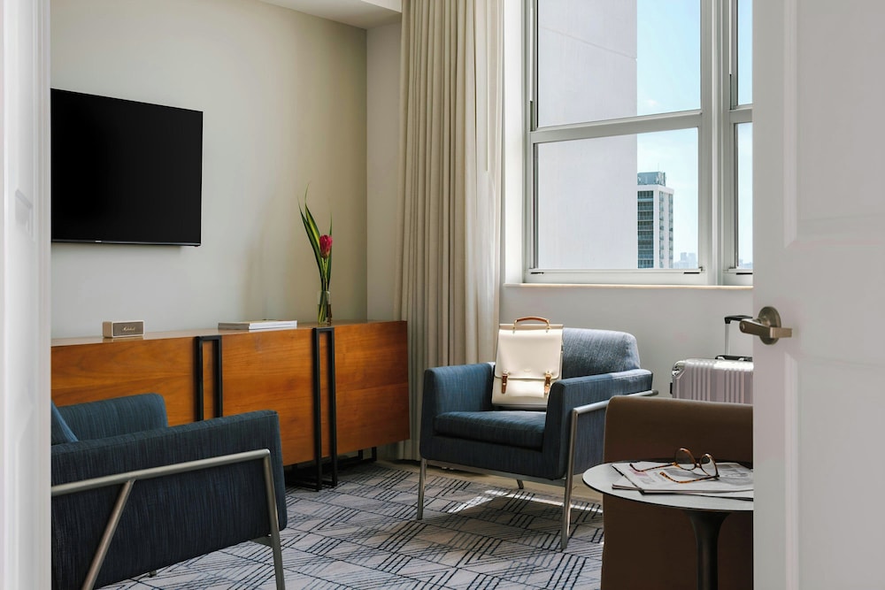 CIRC HOTEL 38/59