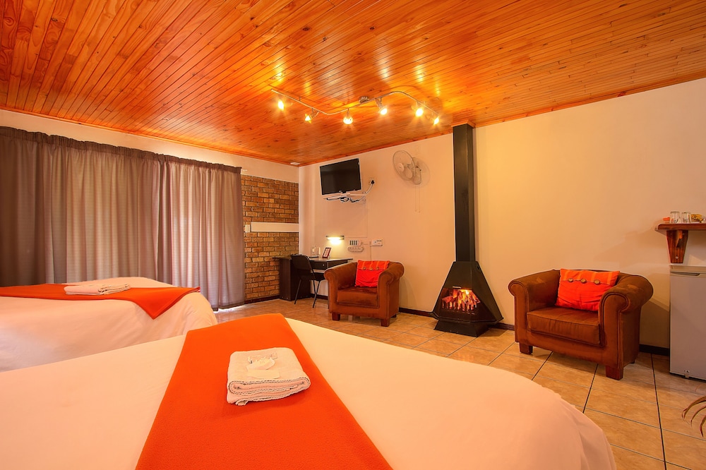 Airport Game Lodge 61/81