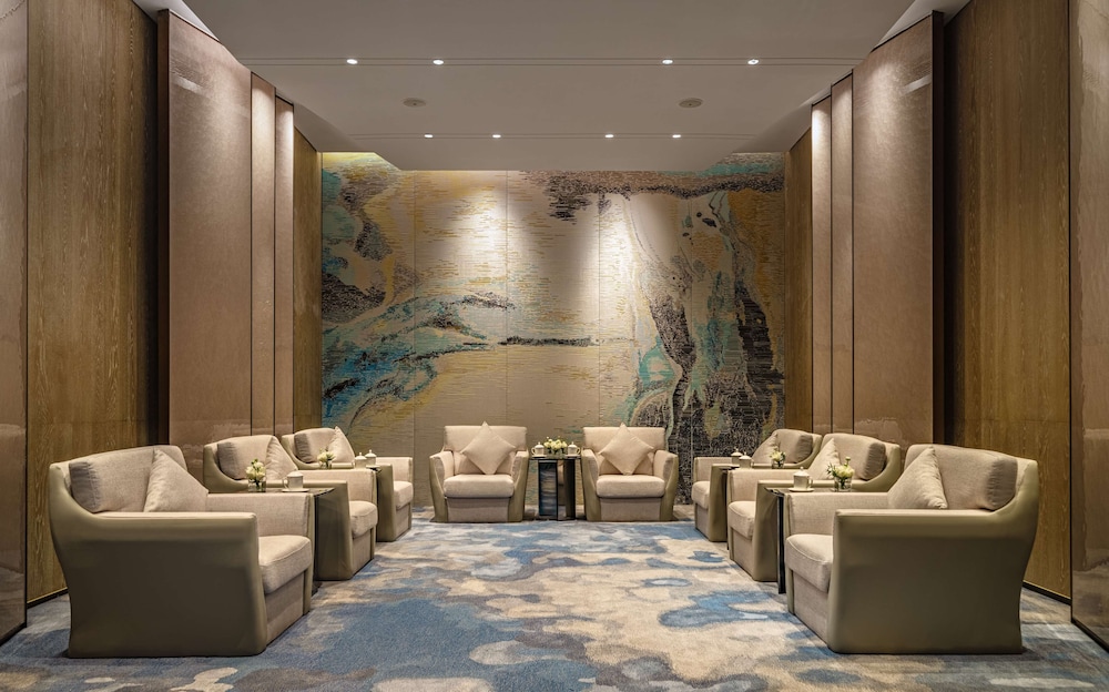 Hilton Shenzhen World Exhibition Convention Center 45/80