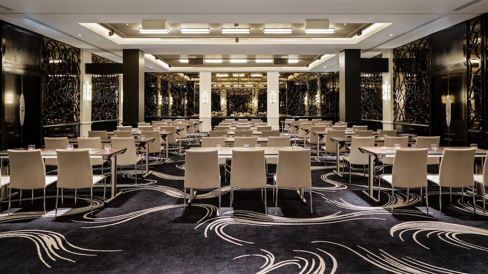 The May Fair Hotel, Mayfair, London 53/63