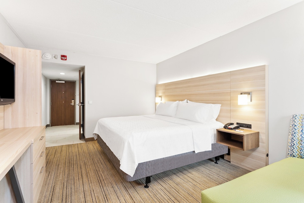Holiday Inn Express Hopewell - Fort Lee Area, an IHG Hotel 13/40